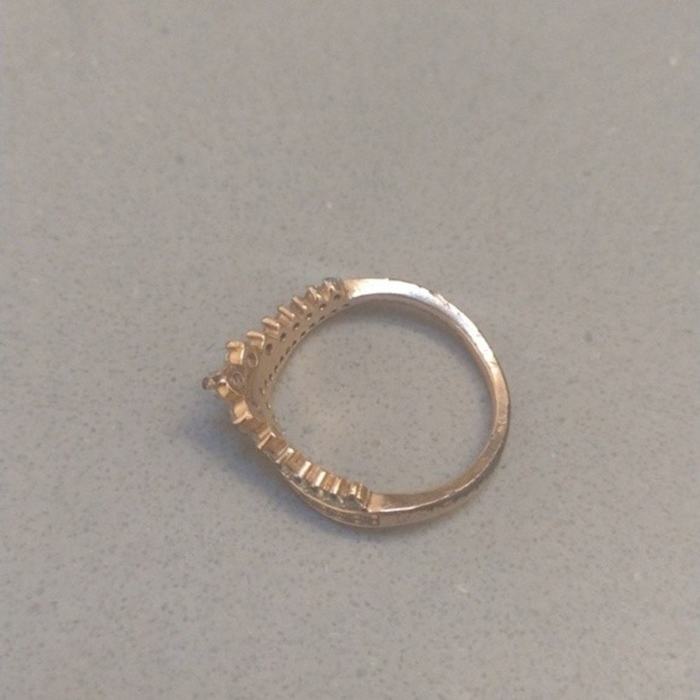 Pandora Timeless Wish Tiara ring - Picture 2 of 5